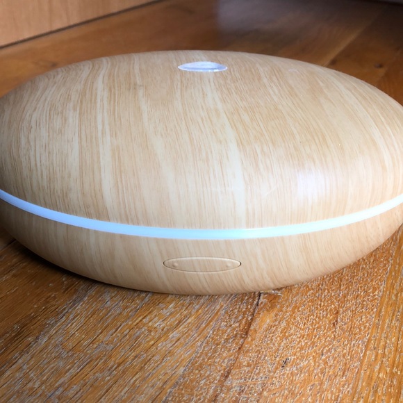 NWOT Savasana LED ultrasonic Aroma Diffuser - Picture 4 of 5